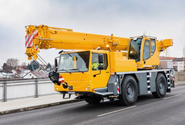 Autokran 40 T