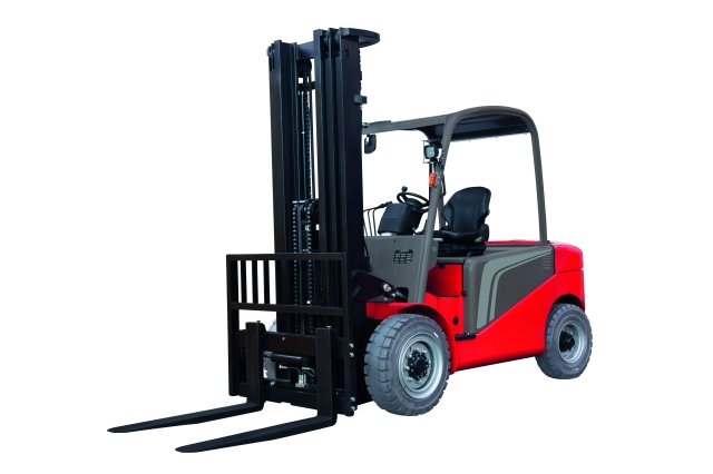 Elektro Stapler 4,5 t Traglast 6,00m Hubhöhe