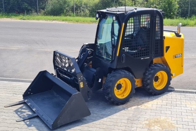 Kompakt-Radlader 2,95 T