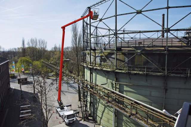 LKW-Arbeitsbühne 32,00 m