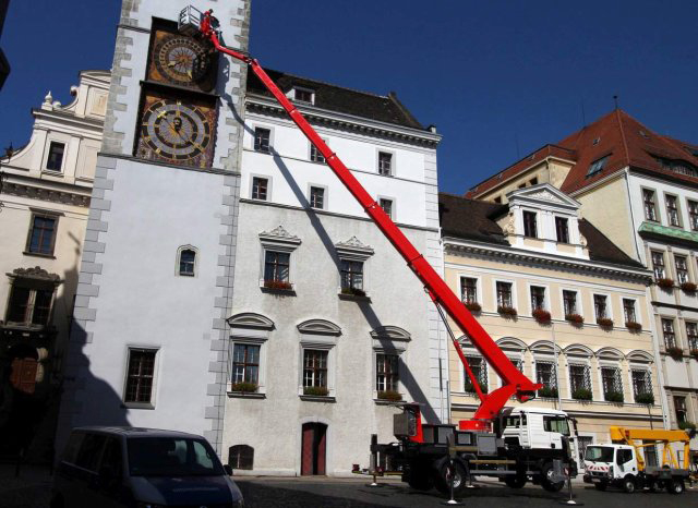 LKW-Arbeitsbühne 37,00 m