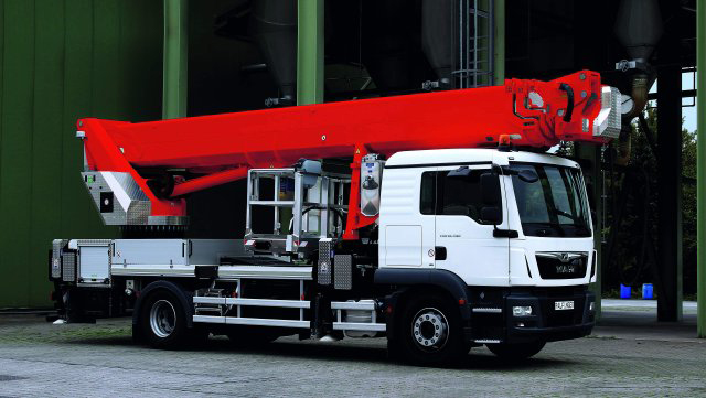 LKW-Arbeitsbühne 48,00 m