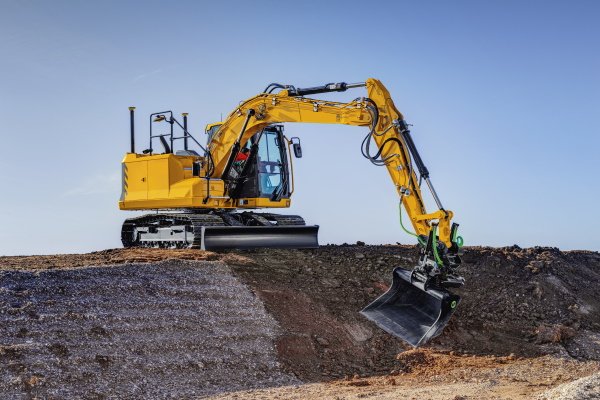 großer Kettenbagger 15,30 T